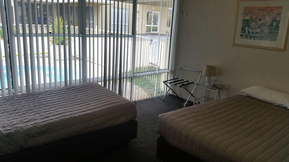 Boulevarde Motor Inn Wagga Wagga Zewnętrze zdjęcie